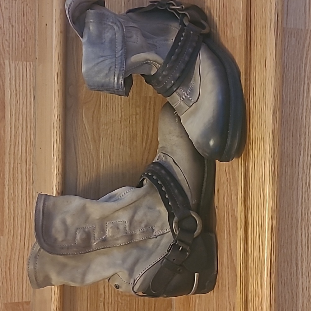 Leather booties